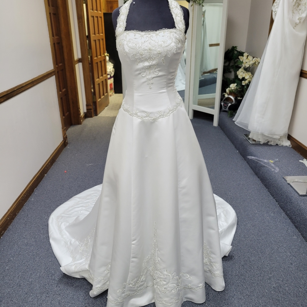 MARY'S BRIDAL WHITE WEDDING DRESS